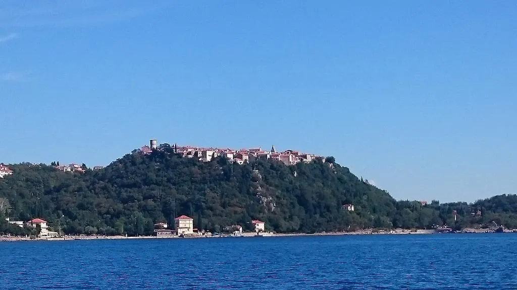Holiday Home Nika Omišalj Villa